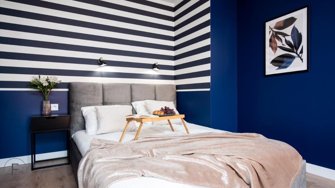 Flatbook - City Center Spa Apartments Dwie Motlawy กดัญสก์ ภายนอก รูปภาพ