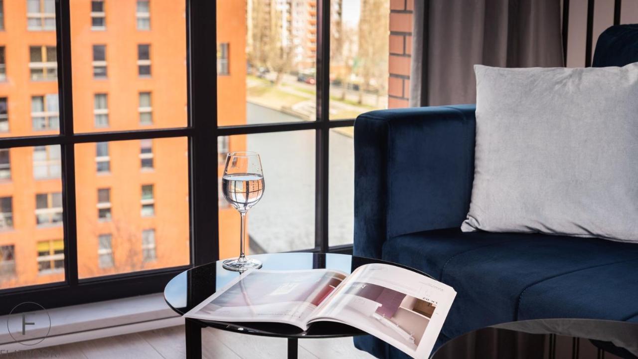 Flatbook - City Center Spa Apartments Dwie Motlawy กดัญสก์ ภายนอก รูปภาพ
